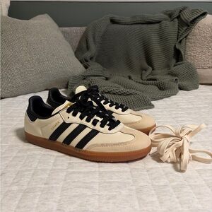 Adidas Samba Sneakers